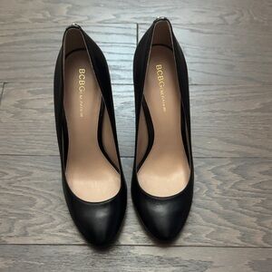 BCBGMaxAzria Classic Black Heels